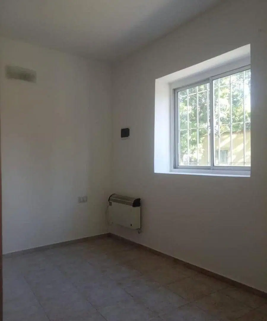 Departamento de 30 m² con 1 dormitorio en alquiler en Florencio Varela 3