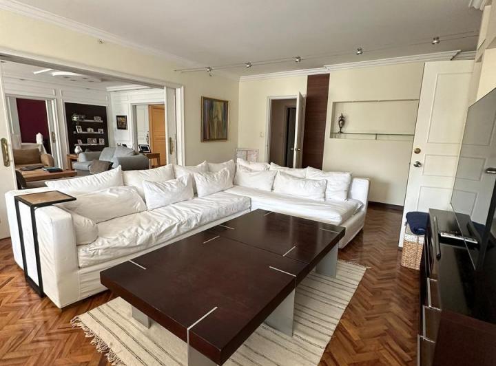 Alquiler Apartamento Av Brasil y Rambla de Pocitos con 5 dormitorios 2 garajes. 4