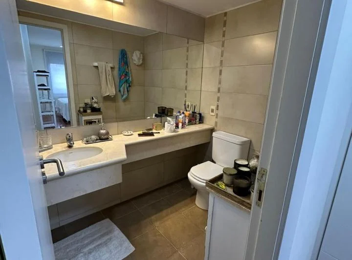 Alquiler Apartamento en el Centro de Pocitos con muebles de 3 dormitorios y Garaje, full Amenities 5