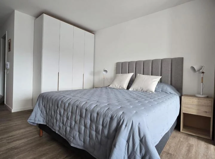 ApartamentAlquiler de Apartamento Ambiente moderno muy lindo amoblado en Pocitos o en 4