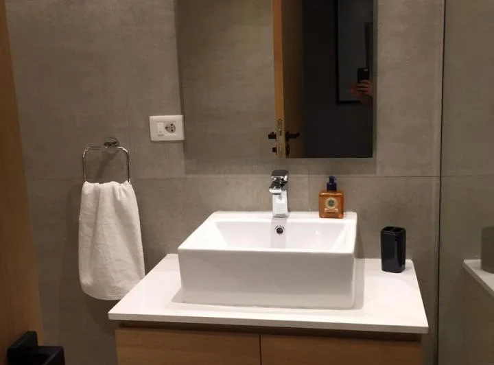 Alquiler Apartamento Ambiente Grande con muebles a estrenar al frente en 21 de Setiembre en Punta Ca 3