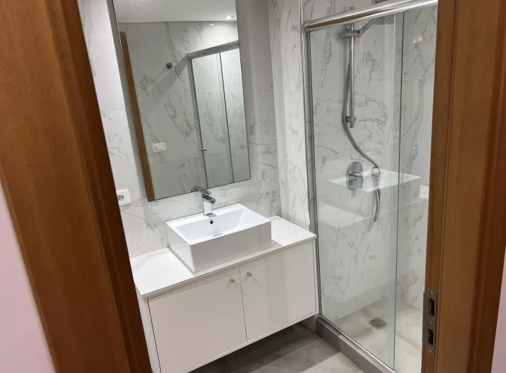 Venta de apartamento 1 dormitorio en el Centro de Pocitos a pasos de la Rambla, frente a Trouville 4