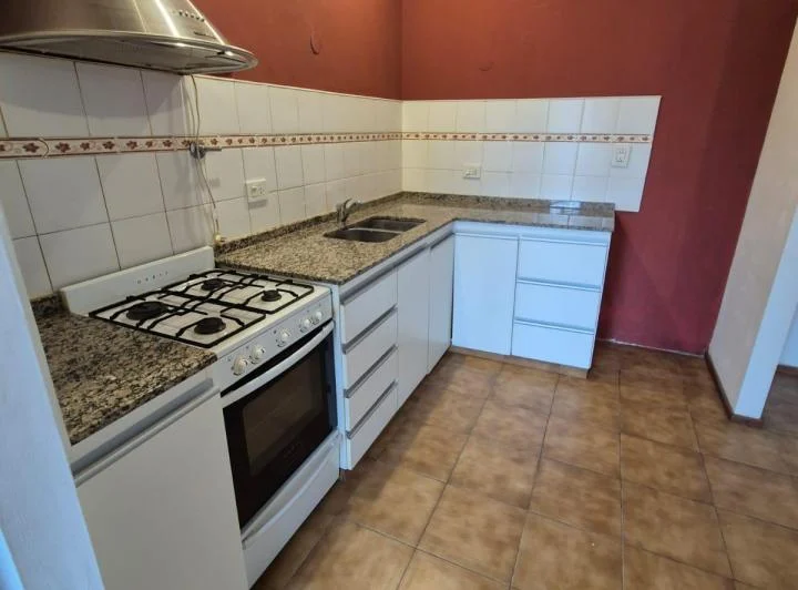 DEPARTAMENTO EN DORREGO 1