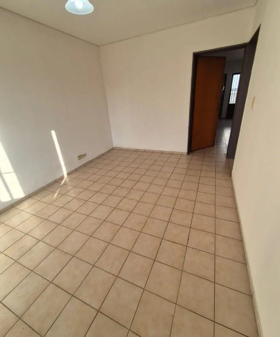 ALQUILO CASA EN GUAYMALLÉN SOBRE CALLE MITRE - INMEDIACIONES ESPACIO LE PARC 3