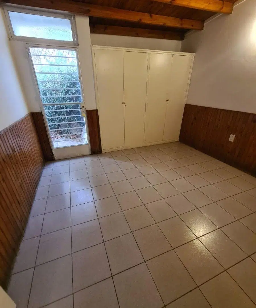 ALQUILO HERMOSA CASA EN SEXTA SECCIÓN 3