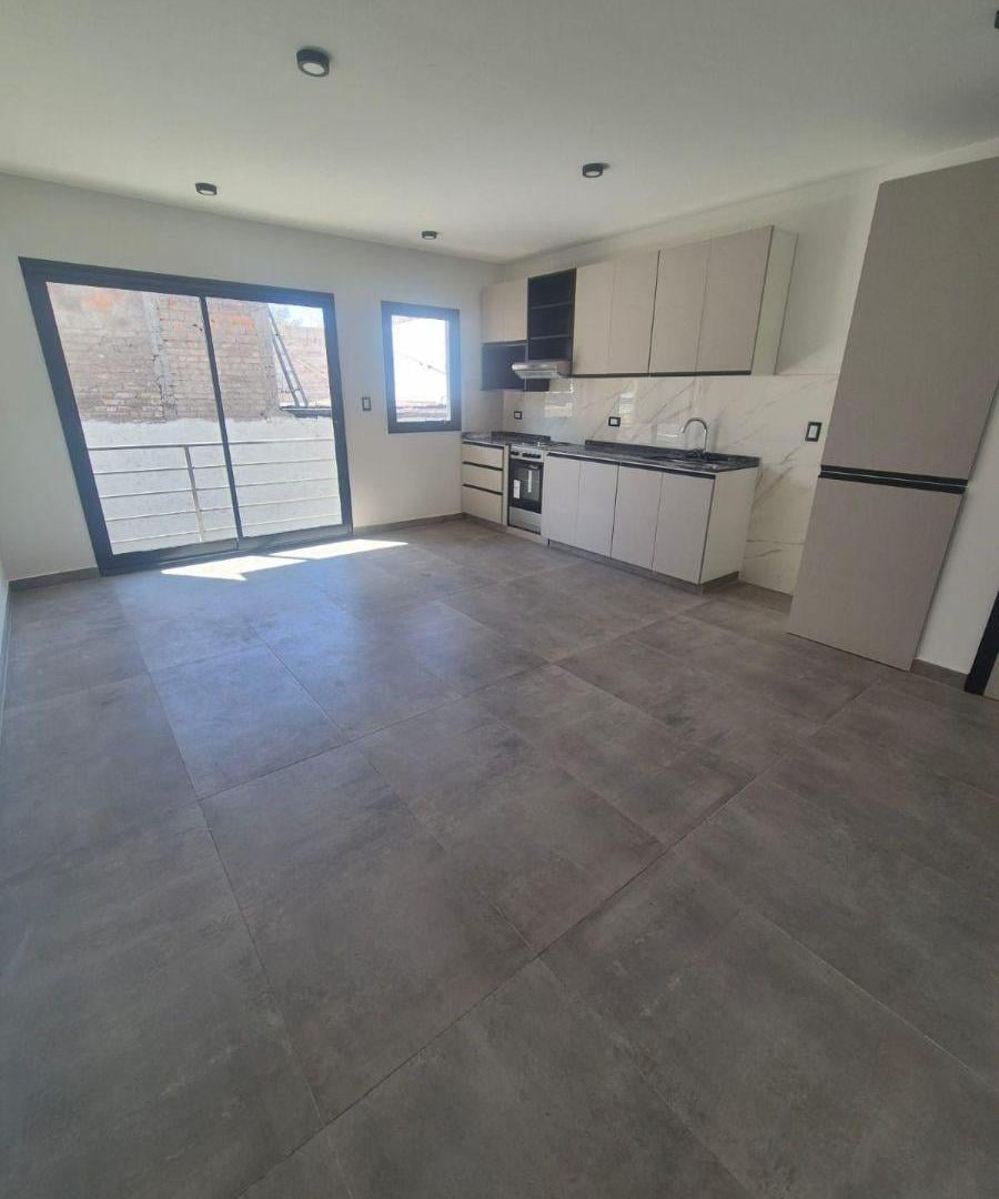 DEPARTAMENTO A ESTERENAR EN BARRIO BOMBAL