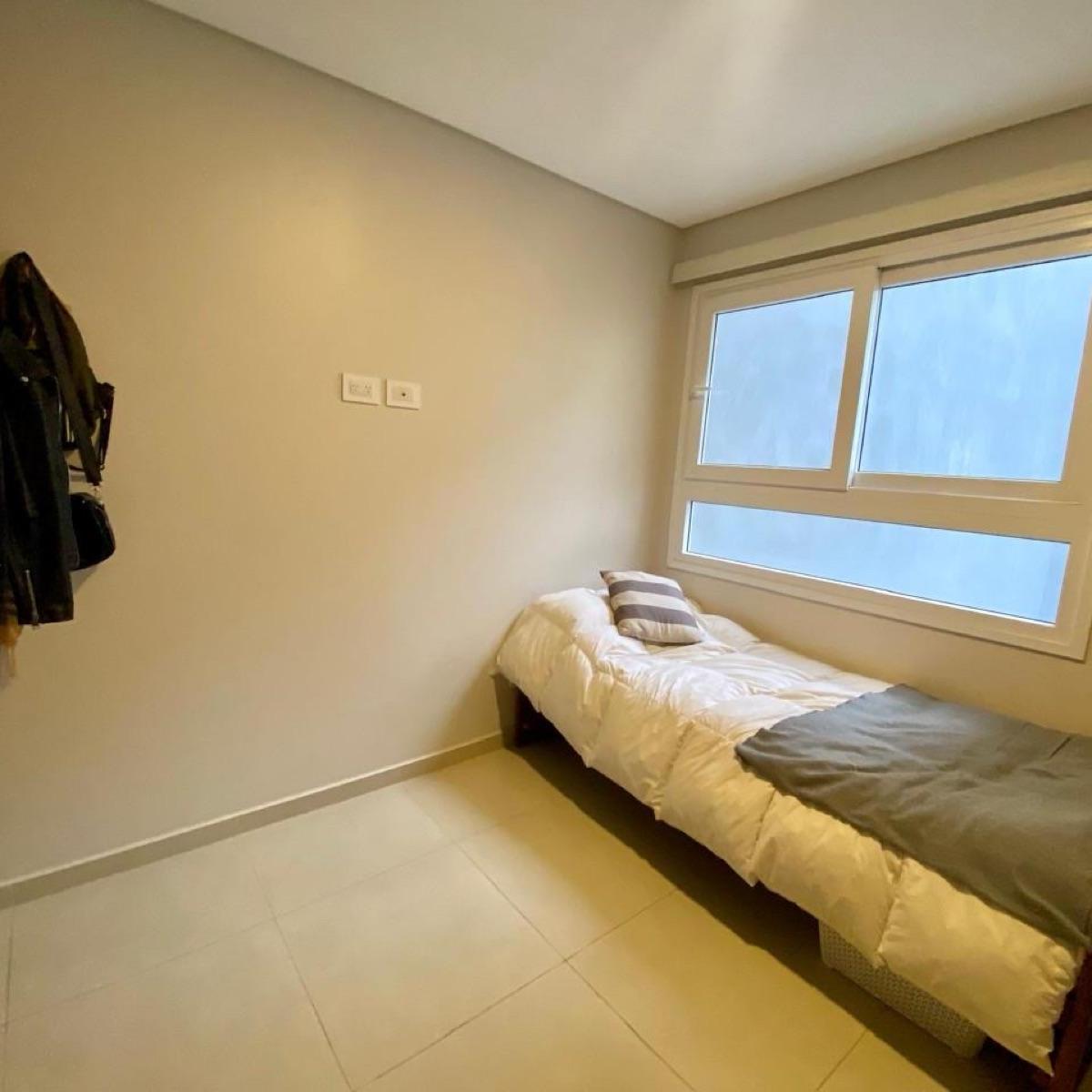 Departamento 2 Dorm. - Balcarce 600 3
