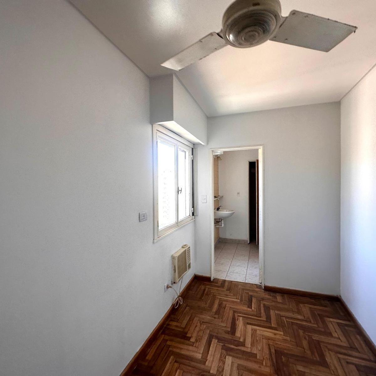 Venta Departamento 3 Dorm. Oportunidad 5