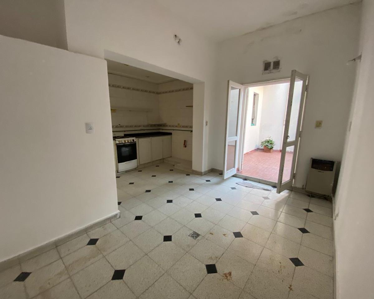 Casa 4 Ambientes en Barrio Norte 5
