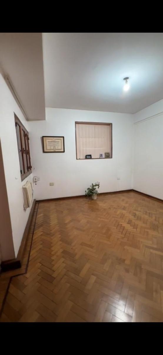 Casa en Venta en Barrio Norte Ideal Consultorios y Oficinas 3