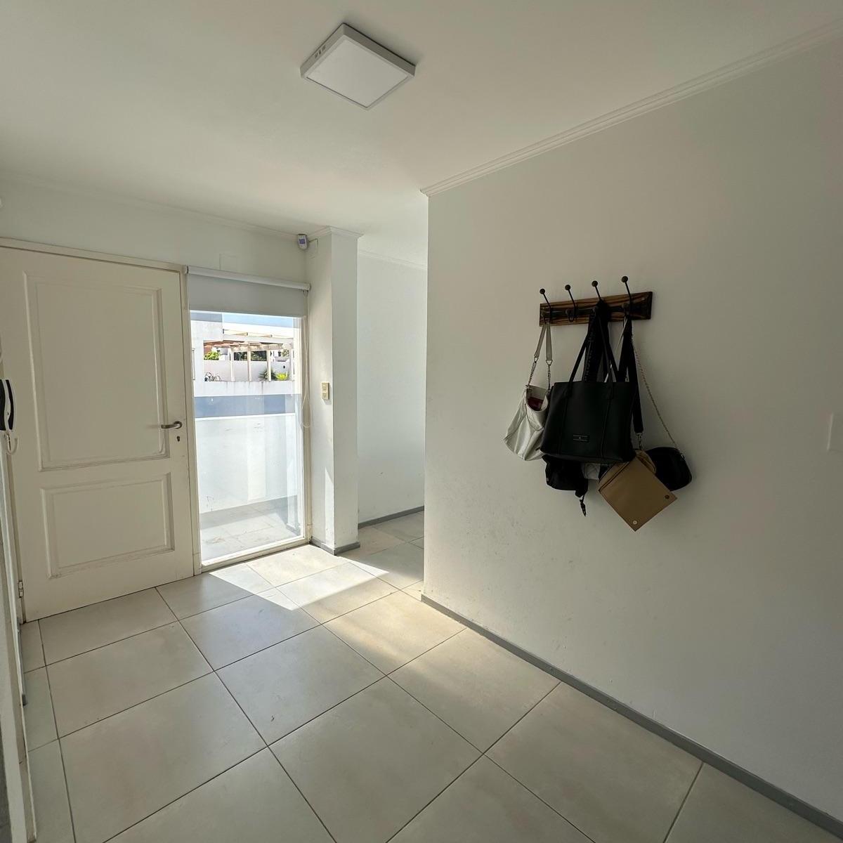 Departamento - Alto Alberdi 4