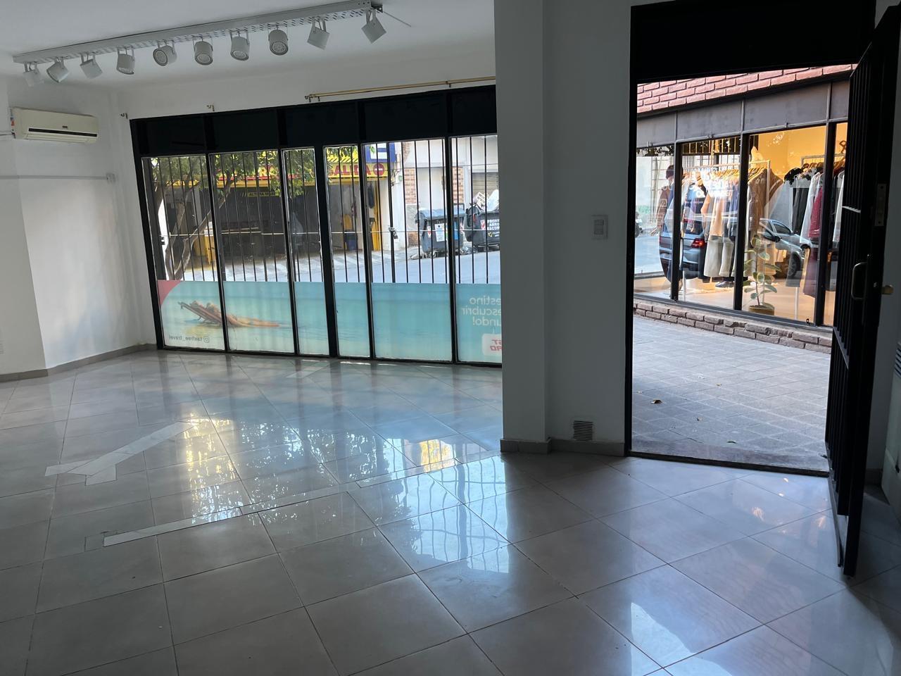 Foto de Local en Alquiler - Simón Bolívar, imagen 3