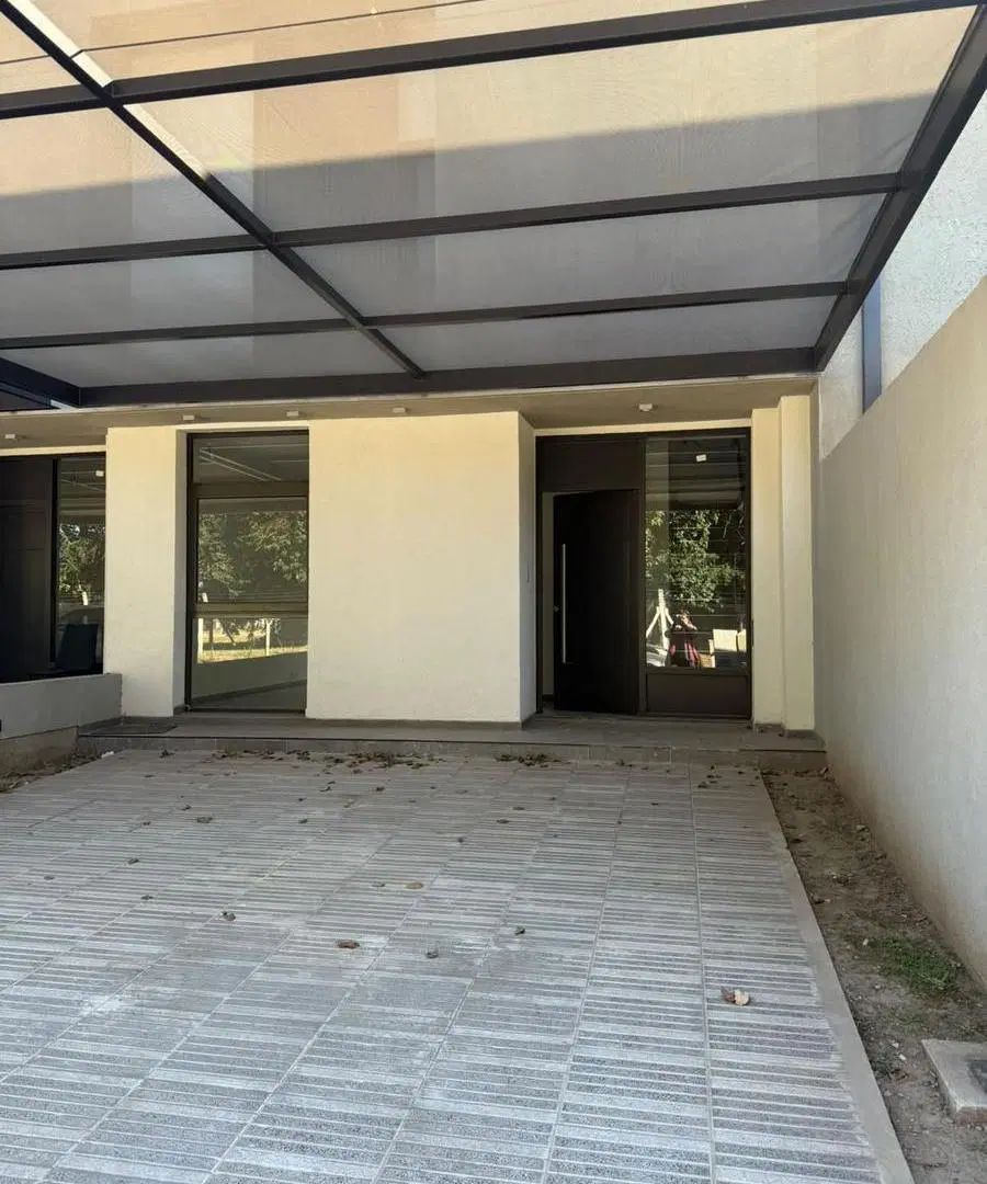 Dúplex 3 Dormitorios en Alquiler, La Calandria 3