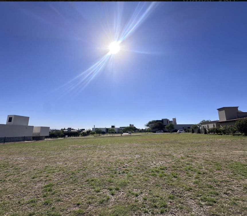 Terreno de 1500 m² en Venta