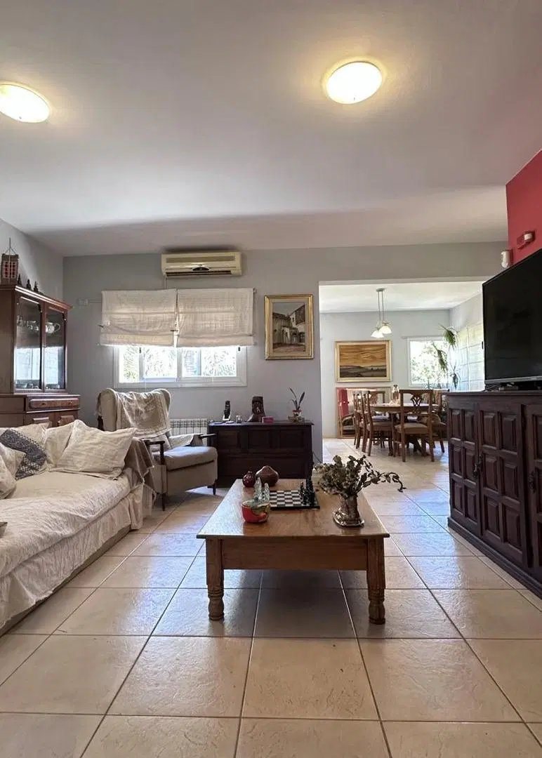 Casa 3 Dormitorios Apta Crédito en Venta 5