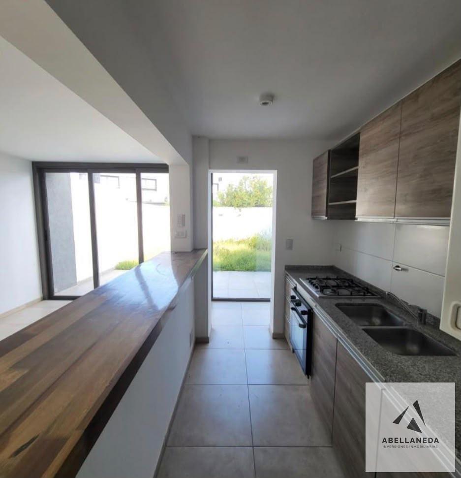 Foto de Dúplex 3D en Alquiler - Claros Village, imagen 2