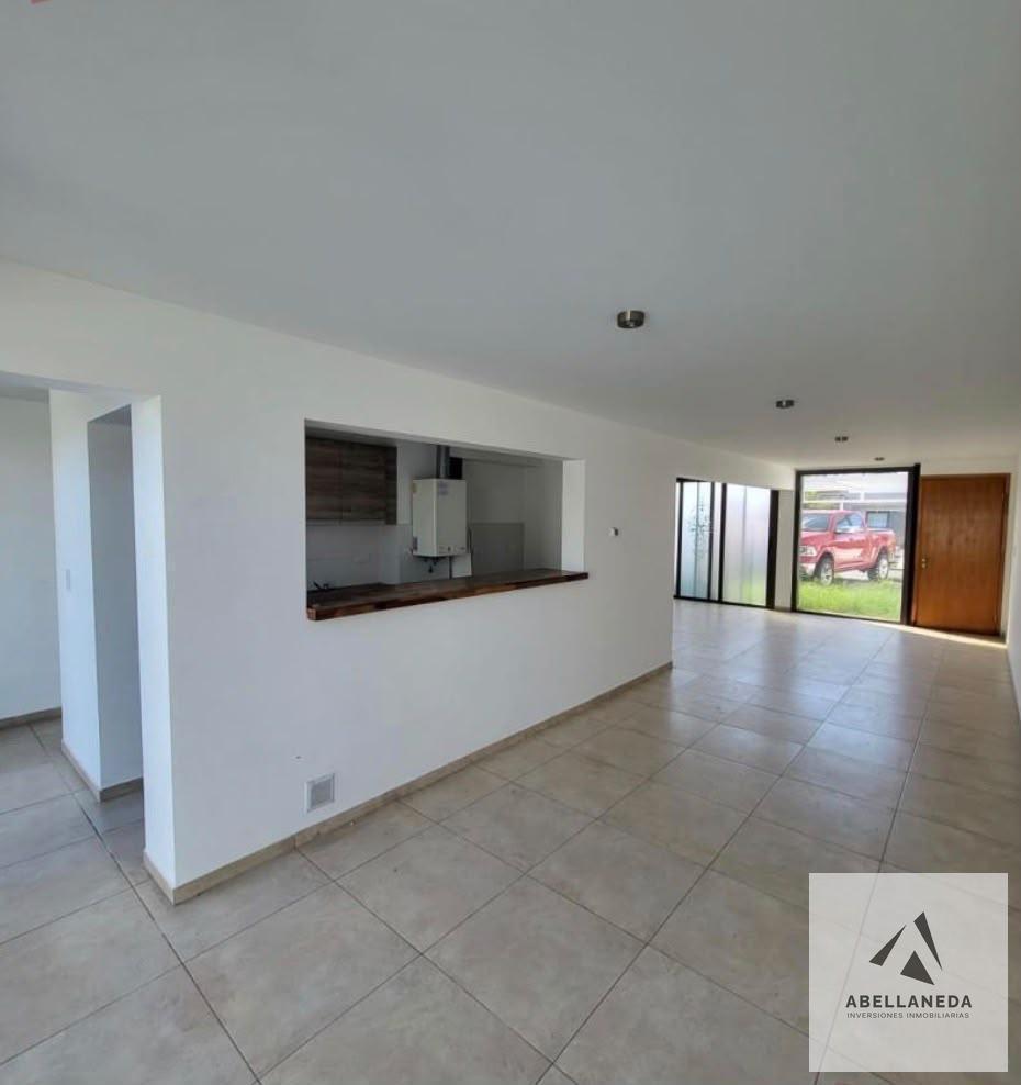 Foto de Dúplex 3D en Alquiler - Claros Village, imagen 1