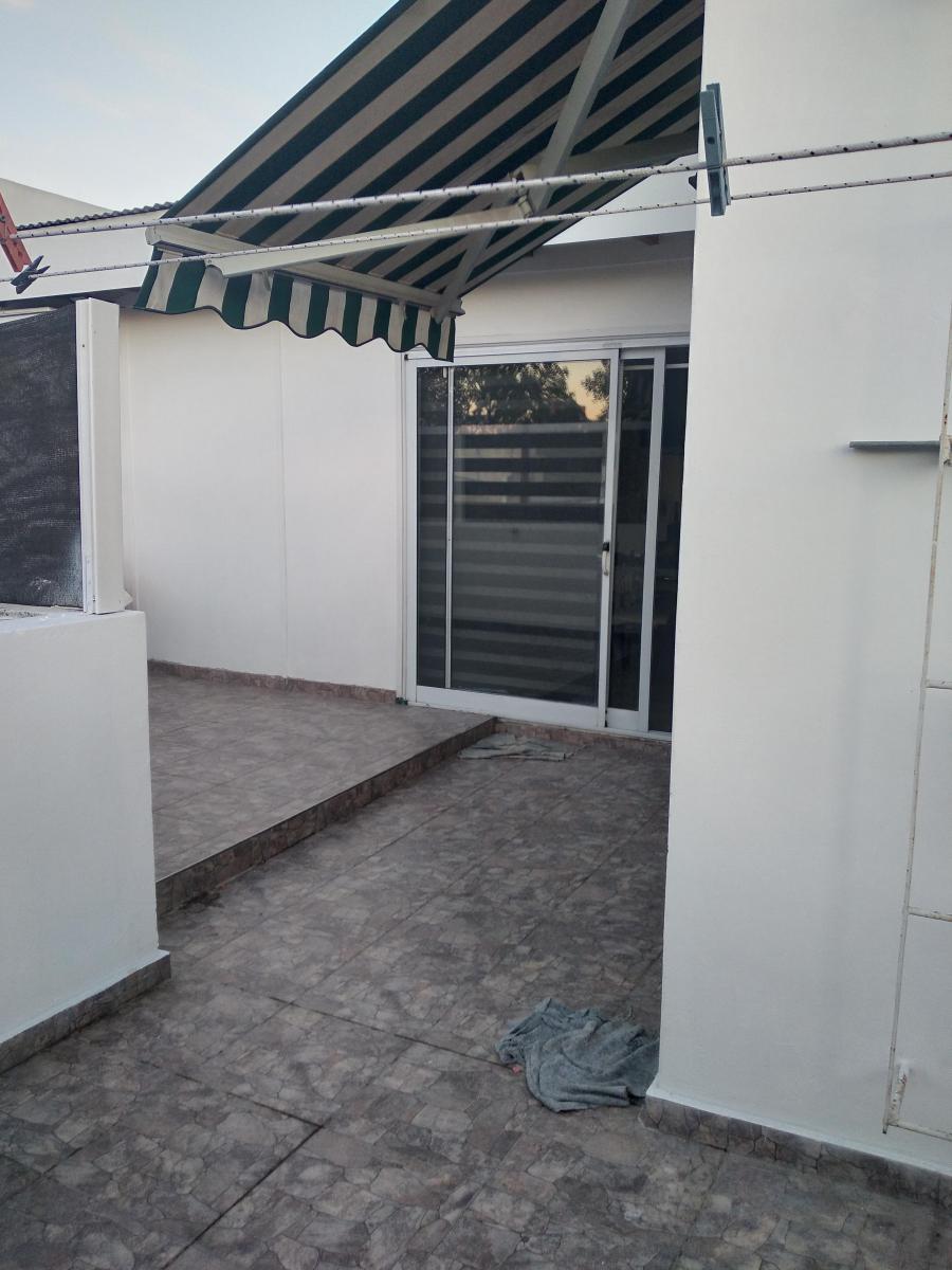 Venta Casa 4 Ambientes con Quincho Floresta 5