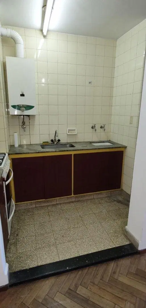 Pte. Roca 1400. Departamento de 1 dormitorio al contrafrente en pleno centro de la ciudad. 4