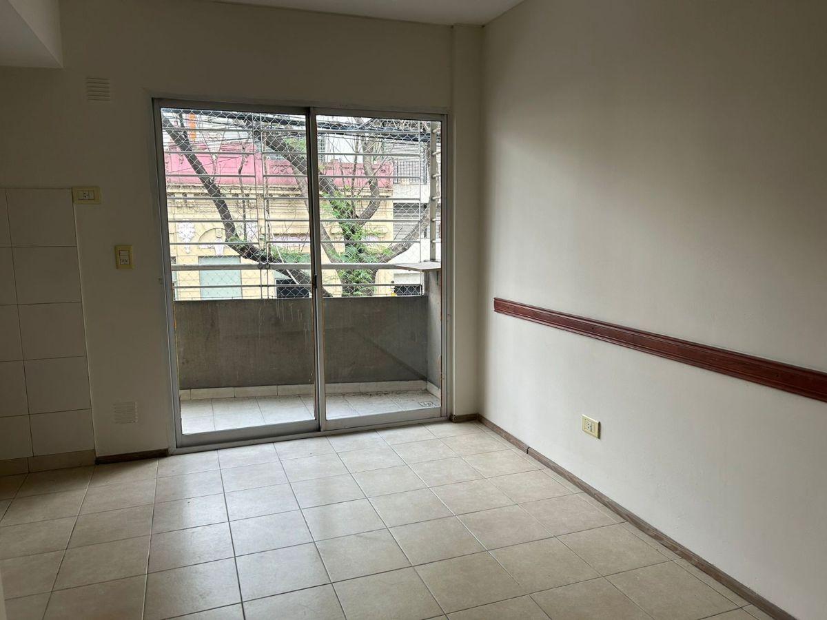 Departamento 1 dormitorio con patio