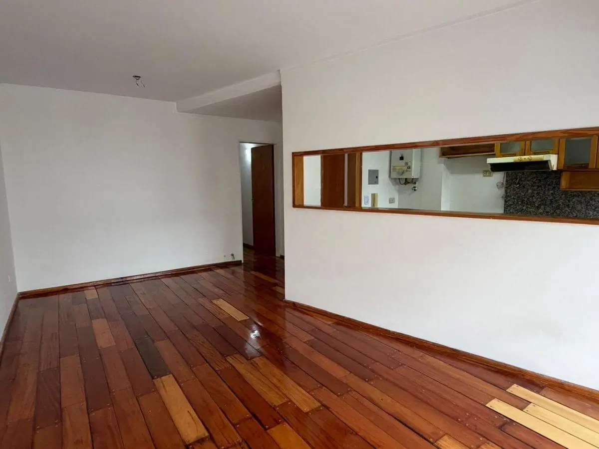 Departamento de 2 dormitorios con comodin en barrio abasto 2