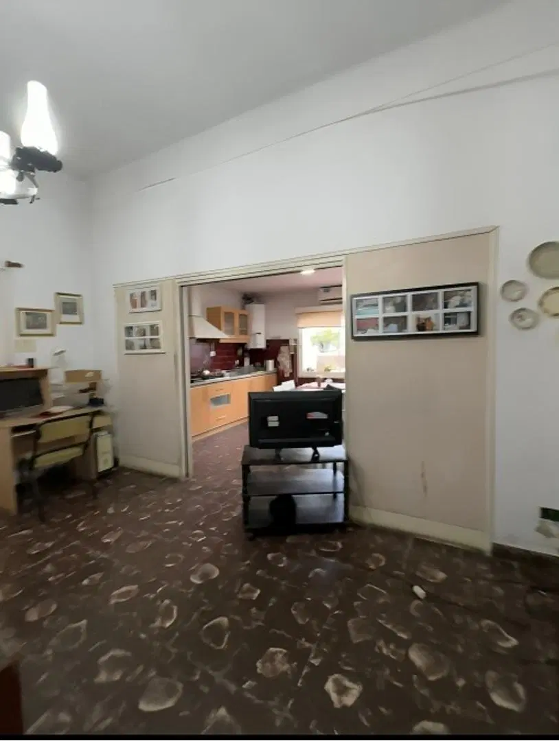 Hermosa Casa Amplia. a Cuadras de Cofico y Calle Esquiu 4
