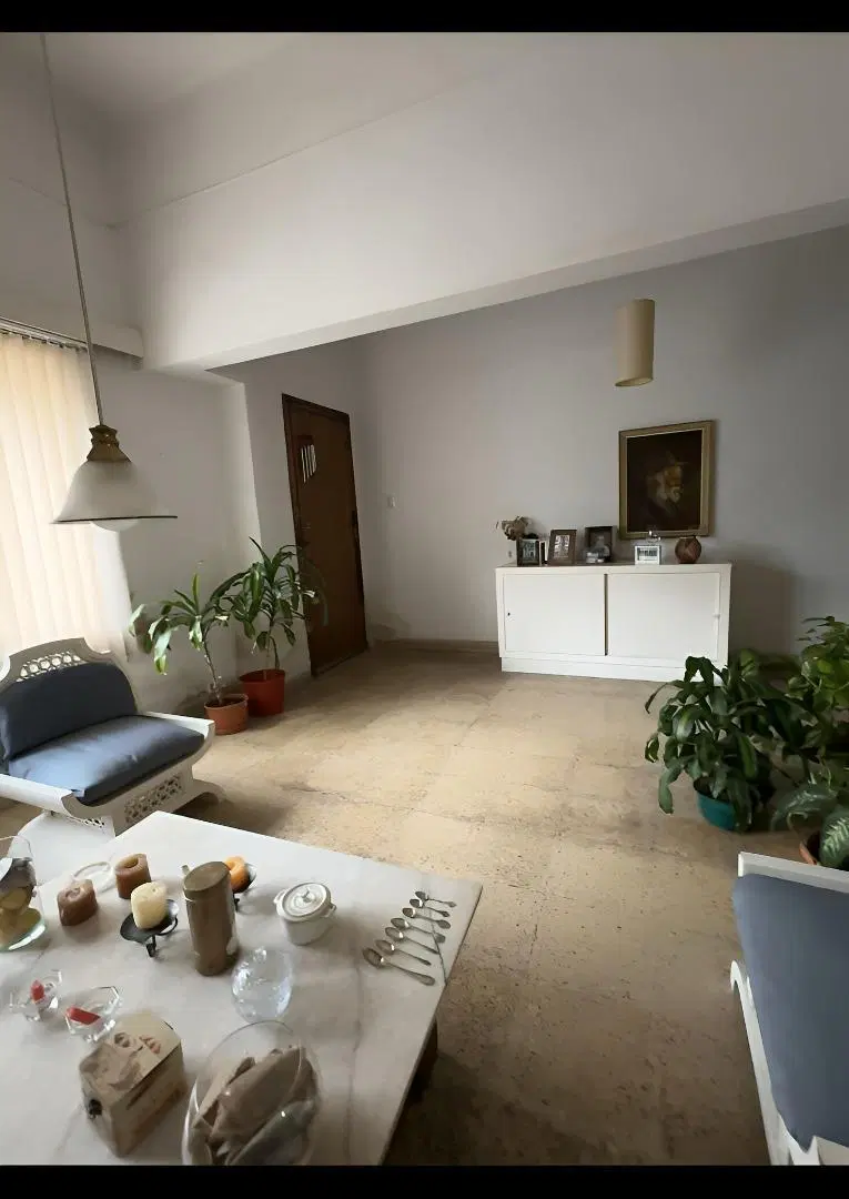Hermosa Casa Amplia. a Cuadras de Cofico y Calle Esquiu 2