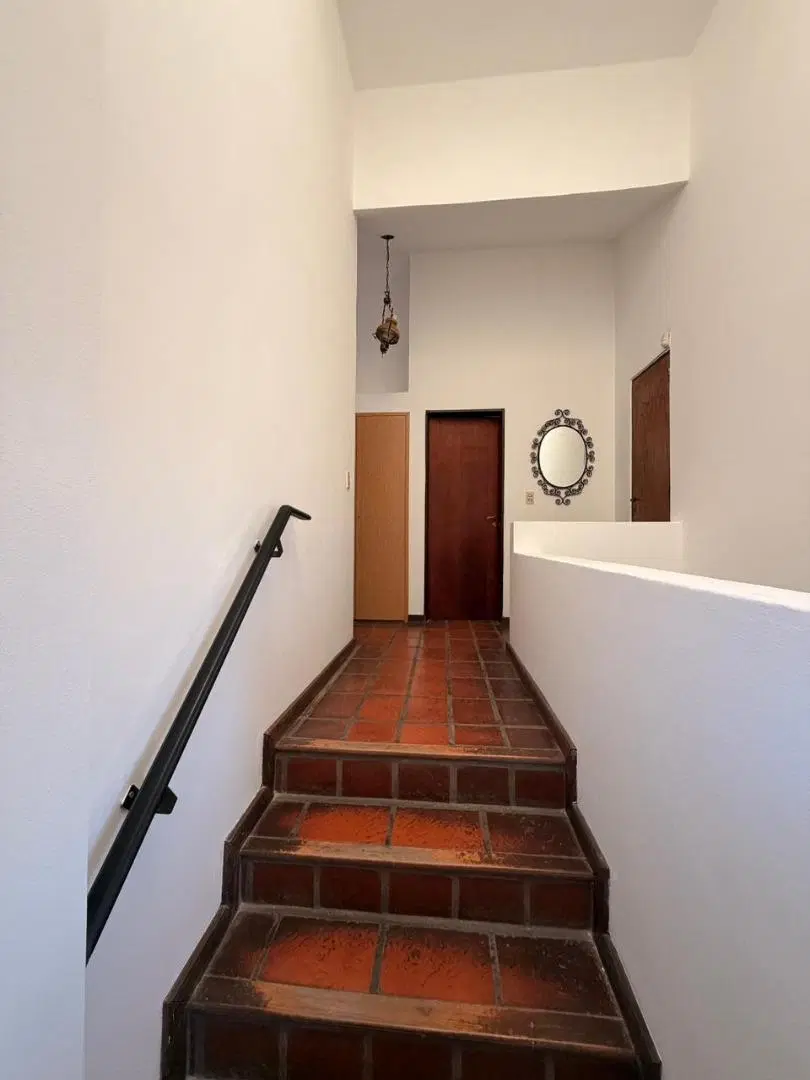 Casa en alquiler 3 Dormitorios. Cuadras de colegio La Salle 5