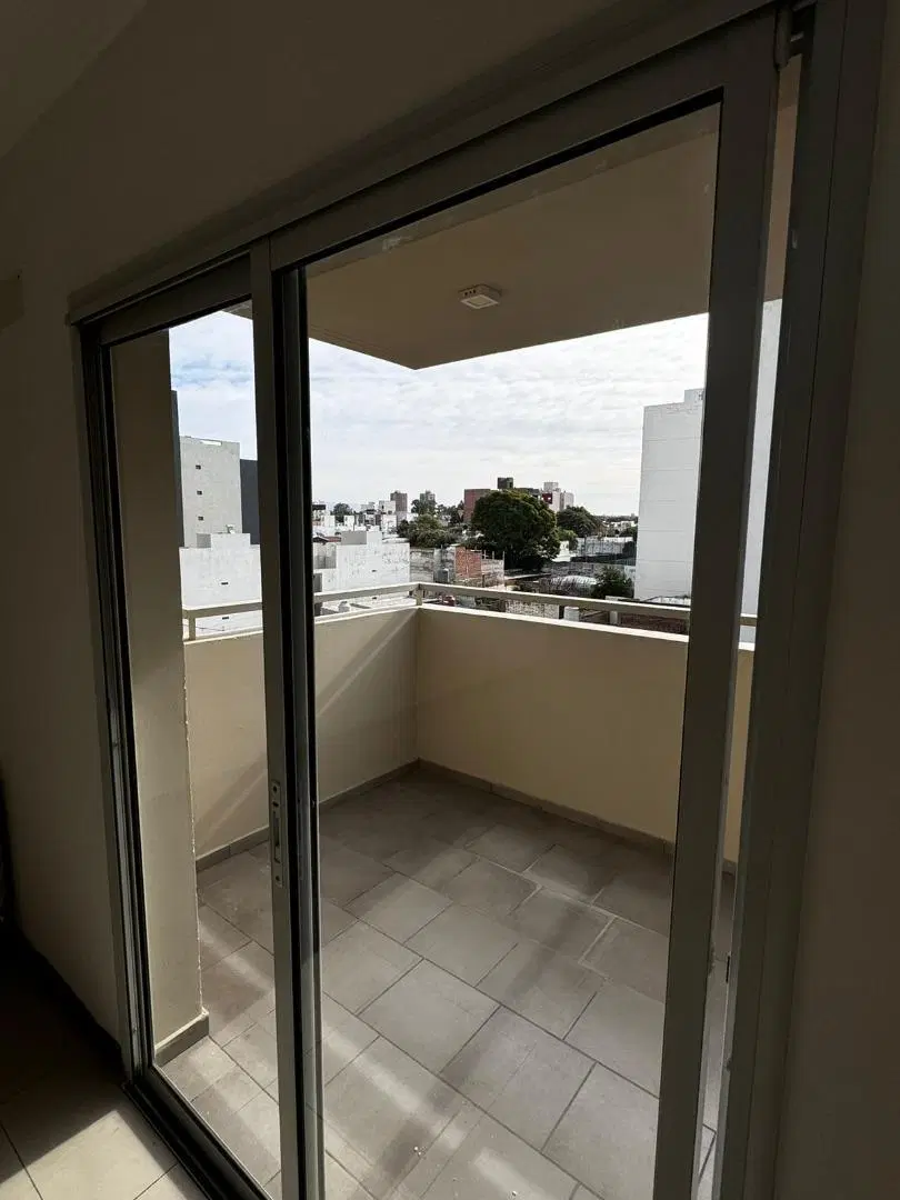 DEPARTAMENTO DE UN DORMITORIO EN ALQUILER COFICO 4
