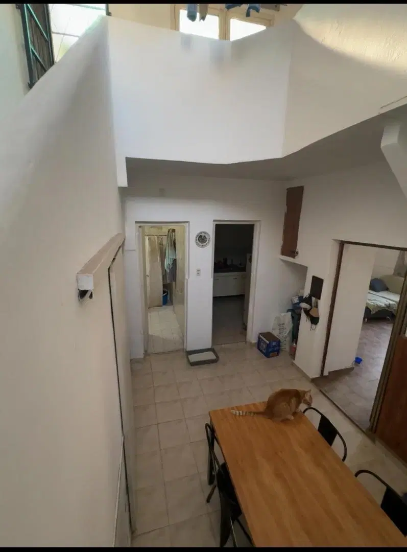 Casa de 3 Dorm. Amplios en Planta Baja Calle Campillo 5
