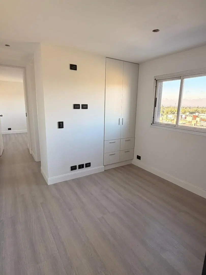 Departamento 1 dormitorio y medio complejo cochera Summum 2