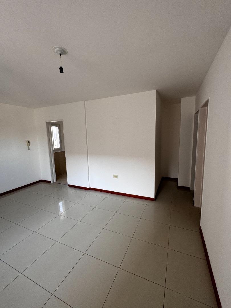 Foto de DEPARTAMENTO EN ALQUILER EN 7mo PISO BARRIO COFICO, imagen 1
