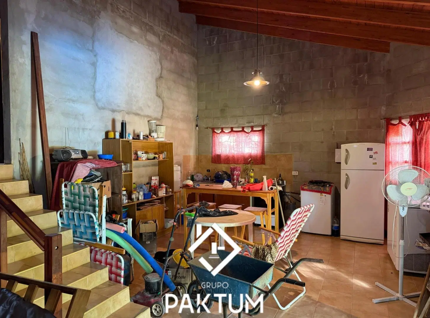Casa con pileta en venta en Estancia vieja 5