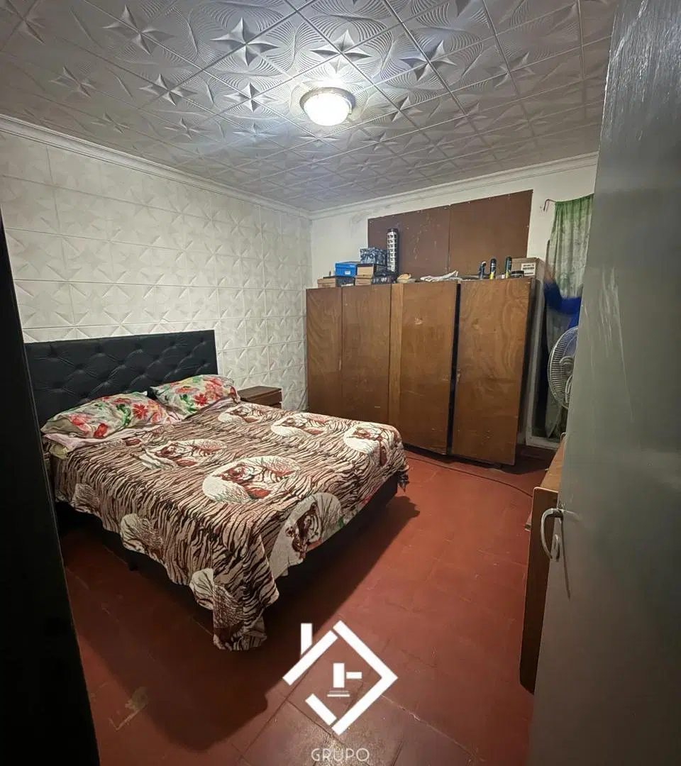 Oportunidad!! Propiedad dividida en dos Dpto. En barrio Patricios Oeste 4