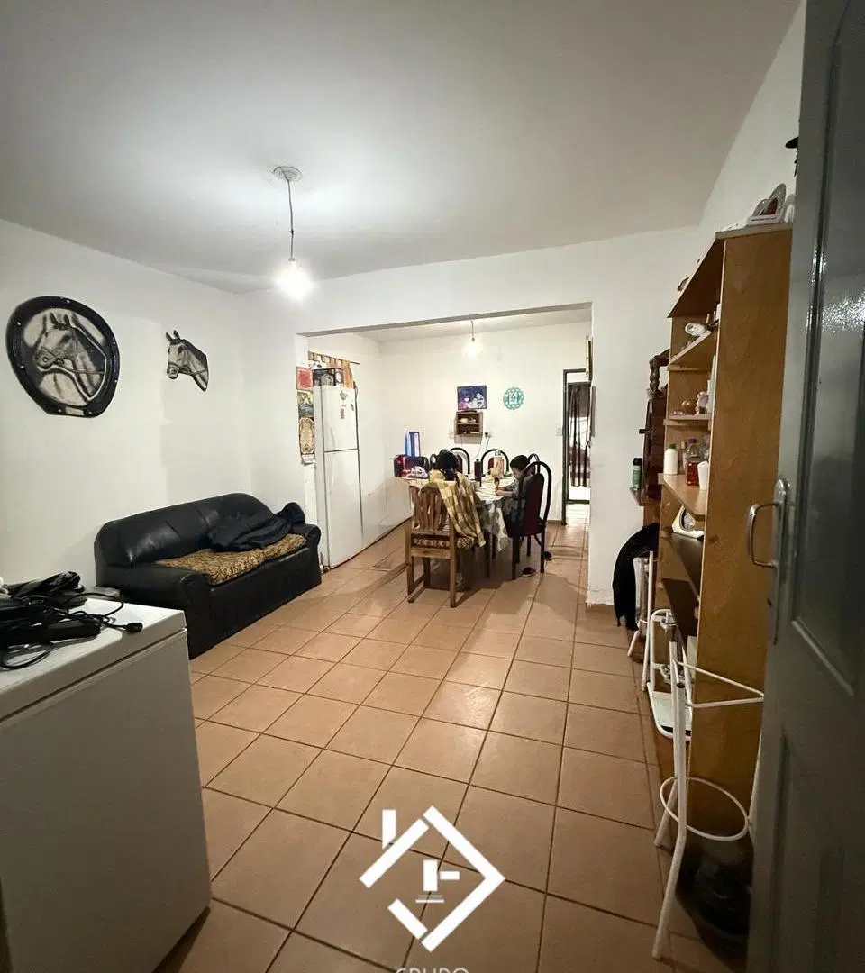 Oportunidad!! Propiedad dividida en dos Dpto. En barrio Patricios Oeste 3