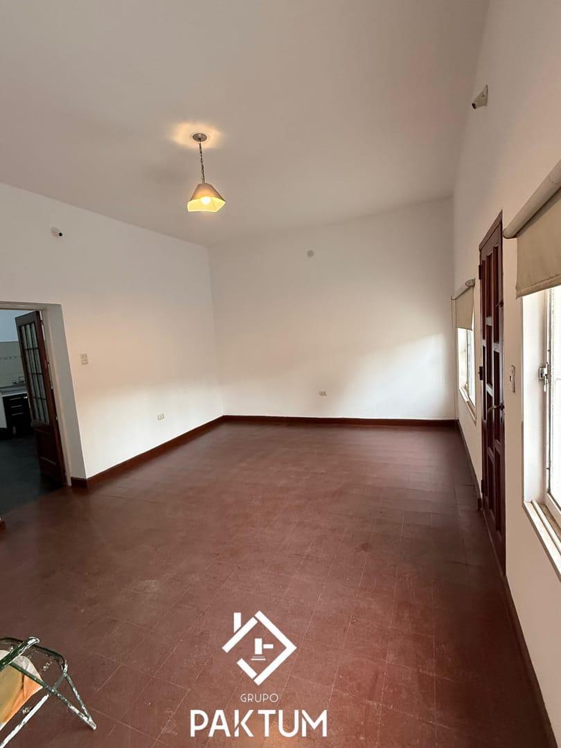 Foto de Alquila casa 2 dormitorios Barrio Los Platanos, imagen 3