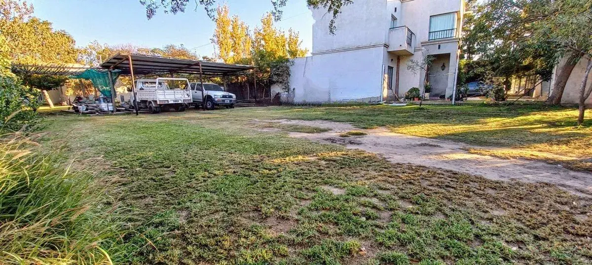 SE VENDE TERRENO B° LOS LAPACHOS FRAY M. ESQUIÚ 4