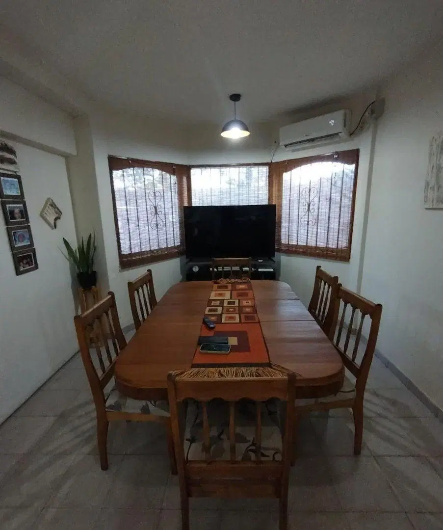 SE VENDE CASA 6 AMBTES FRAY M.ESQUIÚ. FACILIDADES 3