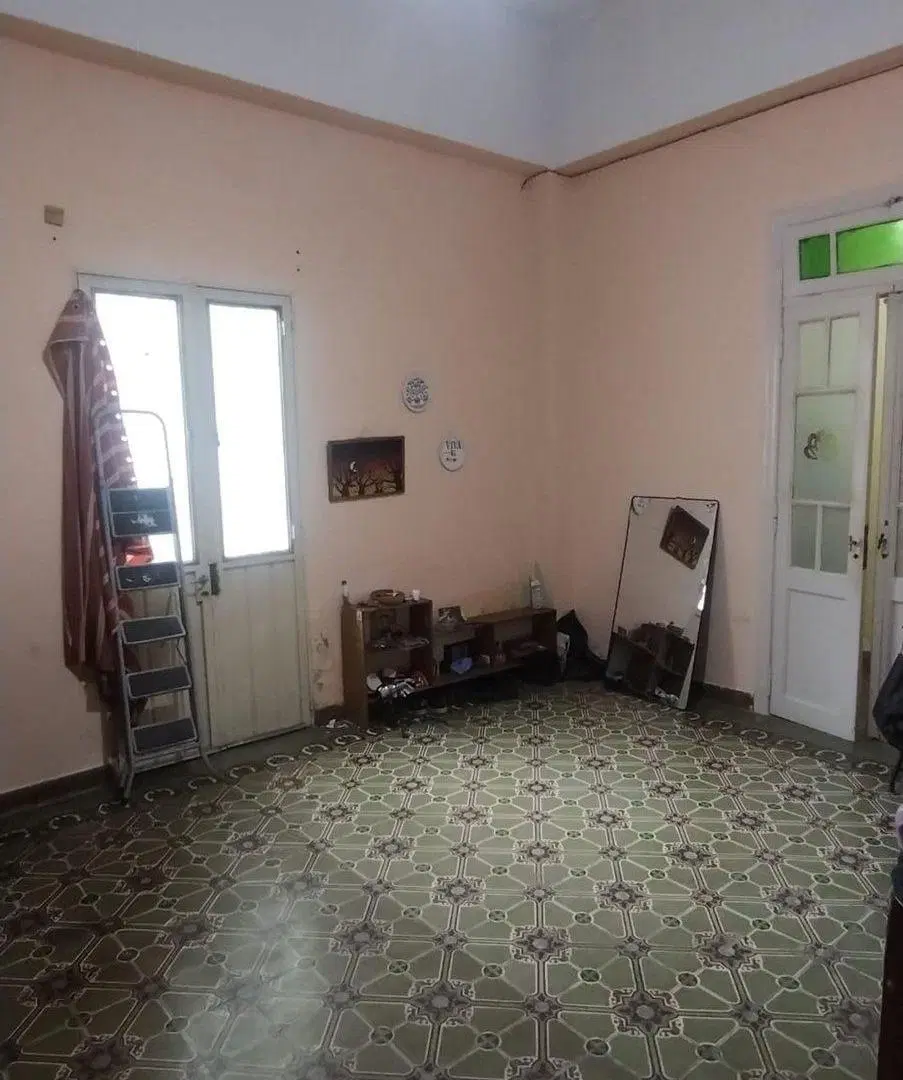 SE VENDE CASONA CÉNTRICA. FACILIDADES. 2