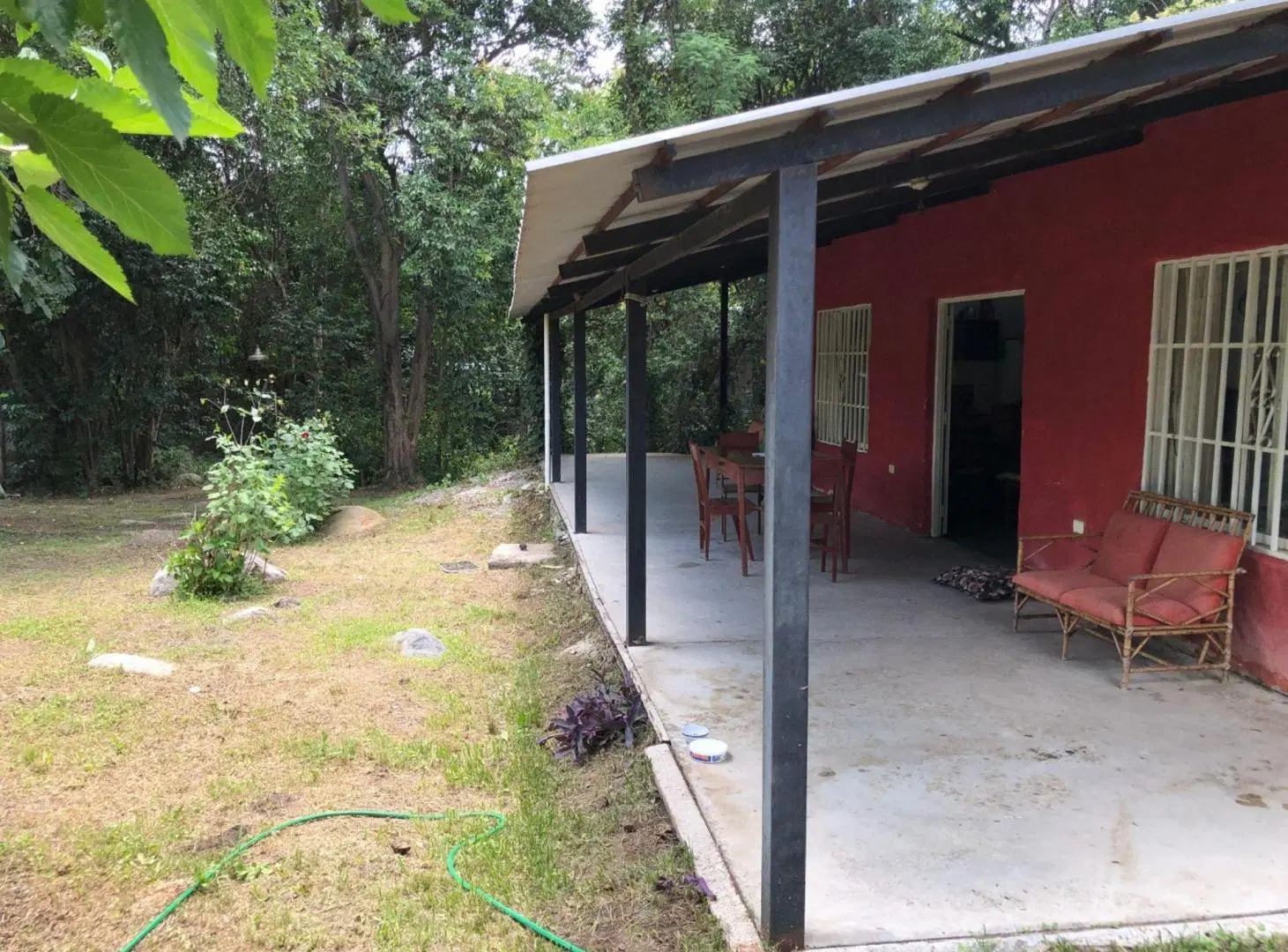SE VENDE CASA 4 AMBIENTES EL RODEO CERCA MASTIL 2