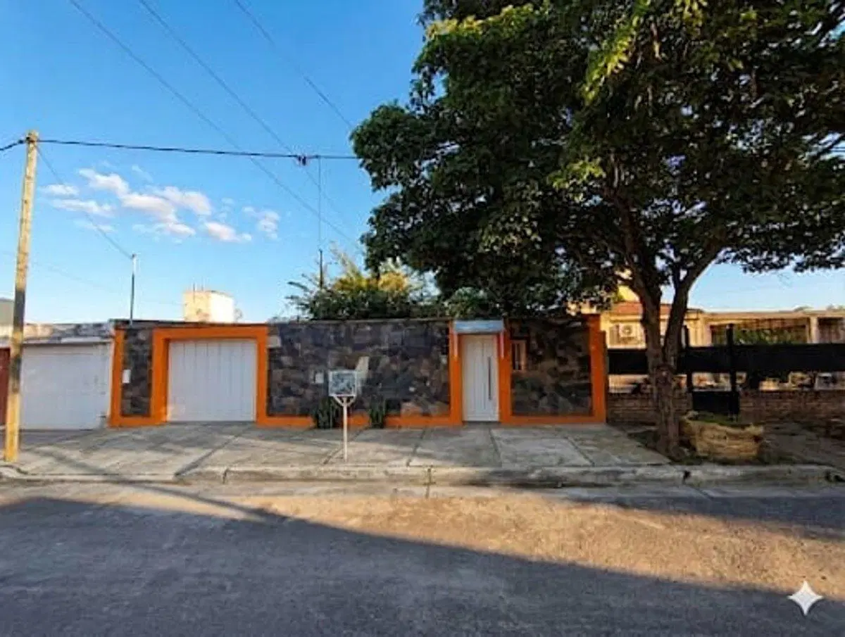 SE VENDE CASA PARQUE LA GRUTA-FACILIDADES-FINANCIA 4