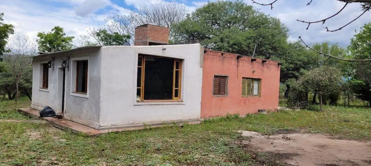 SE VENDE FINCA, RUTA 38 KM 614 PACLIN. FACILIDADES 3
