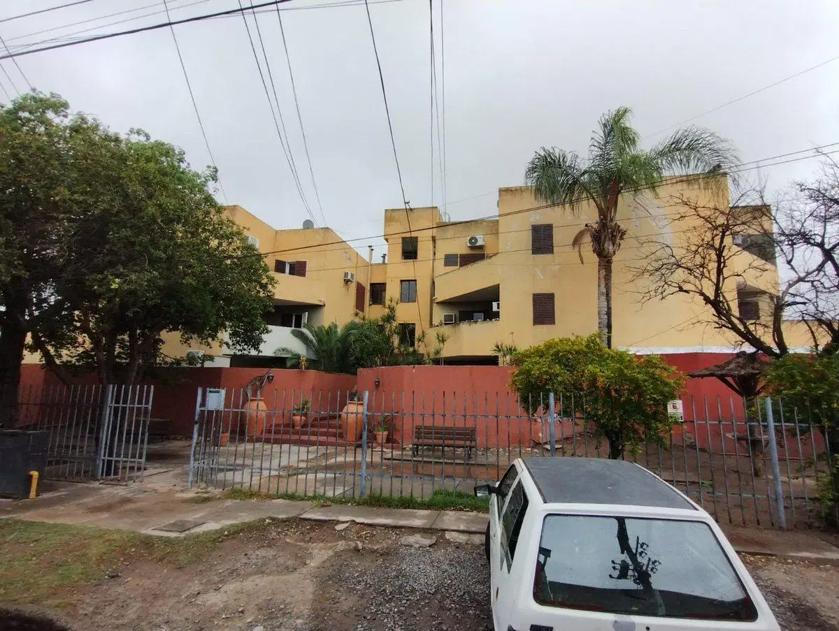SE ALQUILA DPTO AMOBLADO 2 HABITAC EN LA CHACARITA 3