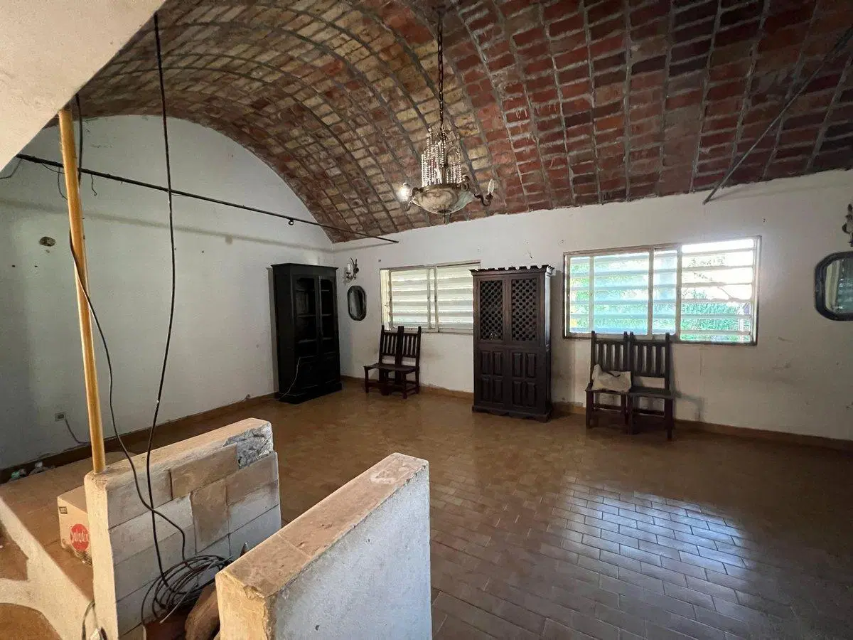 SE VENDE CASA A REFACCIONAR OPORTUNIDAD INVERSION 2