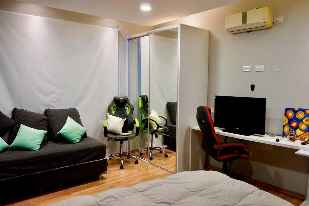 SE VENDE CASA EN COUNTRY 8 AMBIENTES PILETA 4