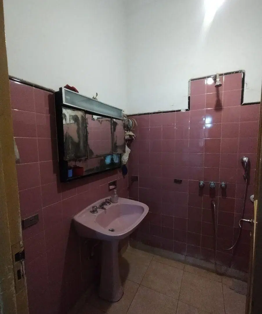 SE VENDE CASA C/LOCAL COMERCIAL SAN ISIDRO V.VIEJO 3