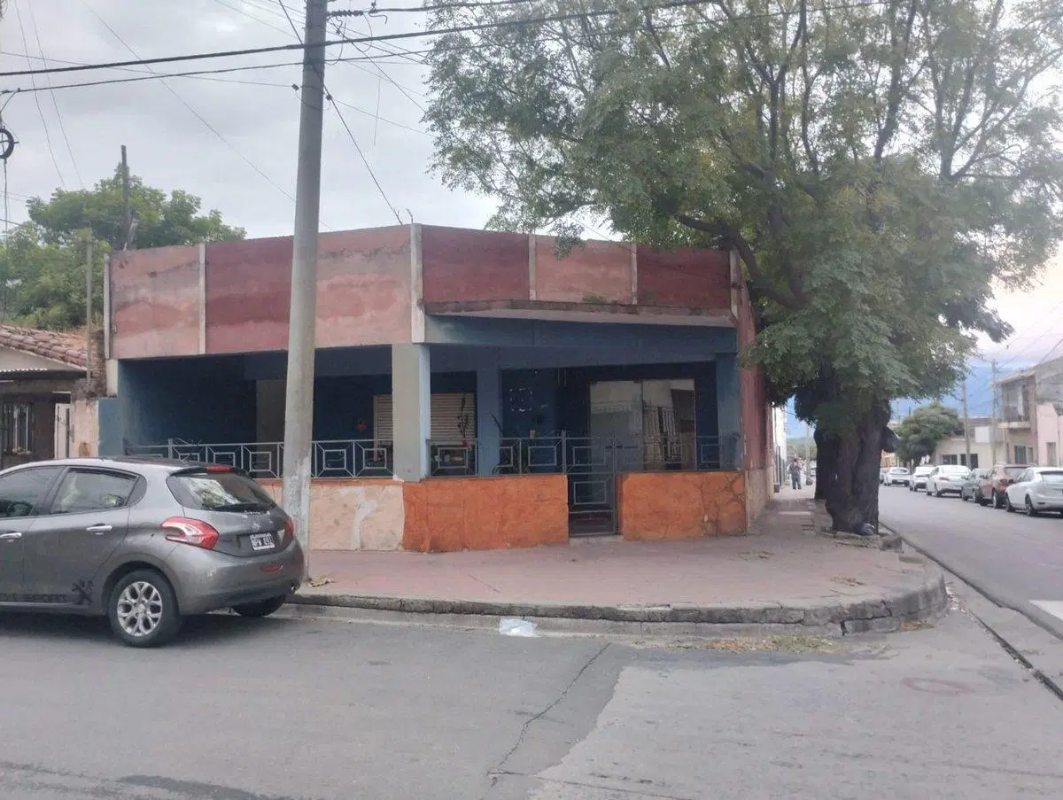 SE VENDEN 2 CASAS +  LOCAL COMERCIAL-OPORTUNIDAD 4