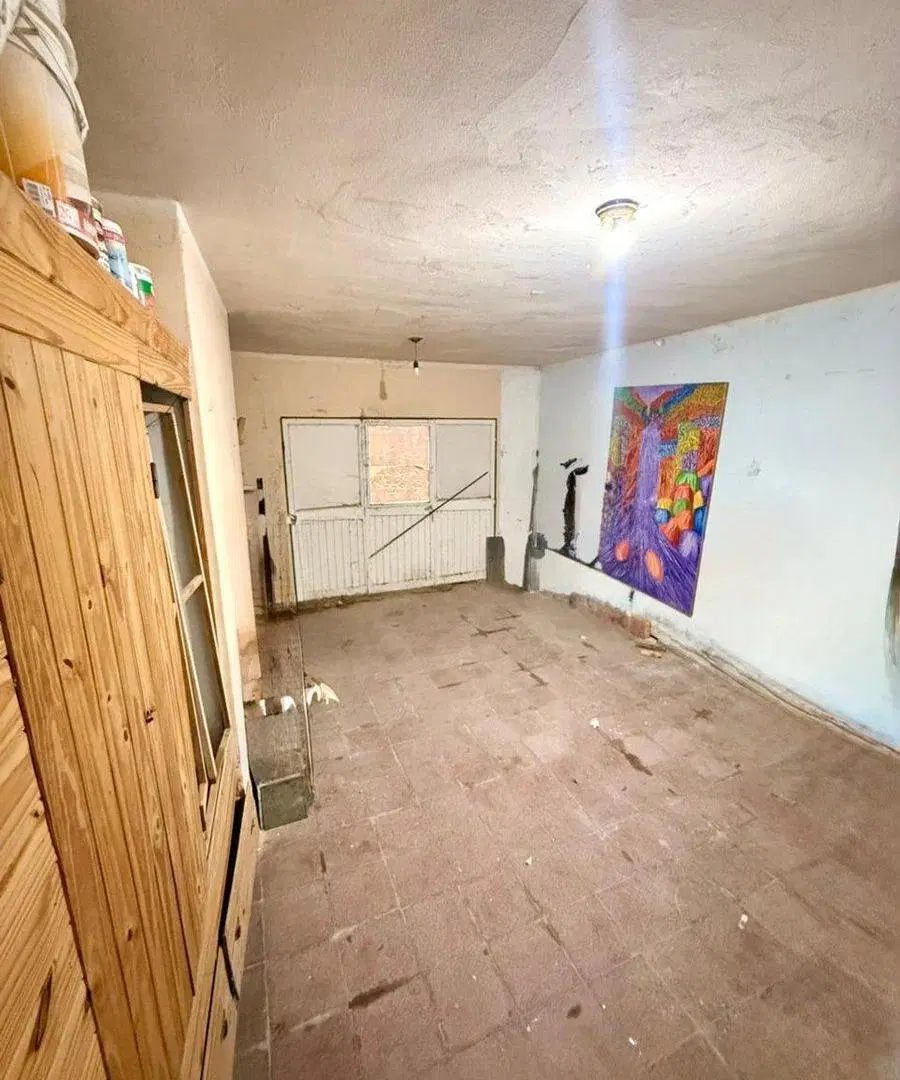 Se vende casa a metros de Av. Illia 3