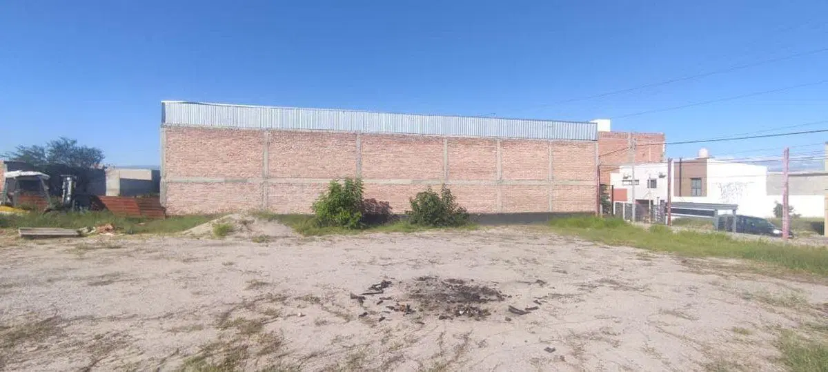 Terreno en Venta Sobre Avenida Zona Sur Catamarca 5