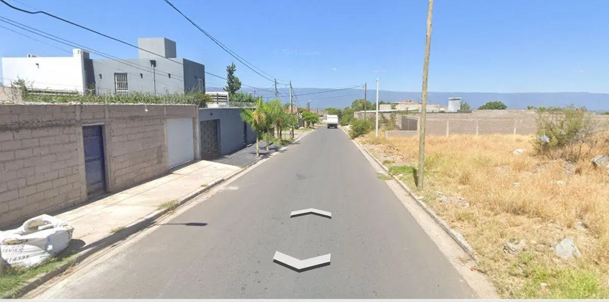 SE VENDE TERRENO EN ZONA SUR OESTE 5